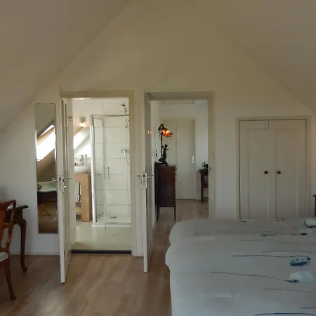 Waterland Bed & Breakfast *